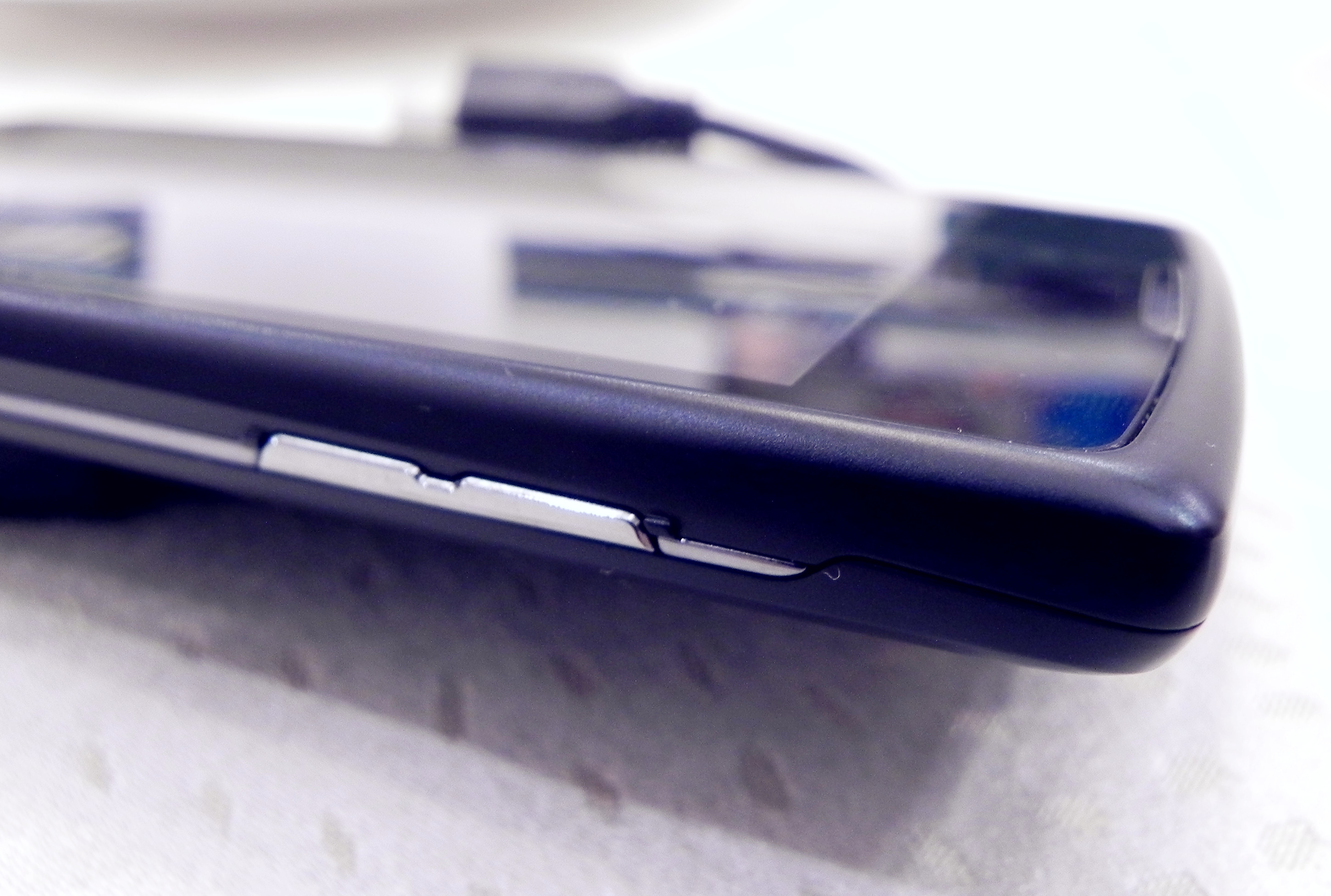 音量键.jpg 音量键.jpg