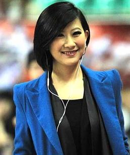 <em>广东体育</em>靓丽女主播惹眼引领美女风潮.