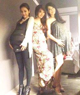 吴佩慈\孕妇照\引网友热议