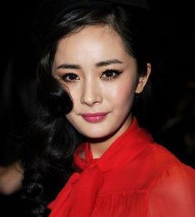 <em>杨幂</em>紫唇透视<em>内衣</em>惊艳米兰 图,娱乐频道,3G门