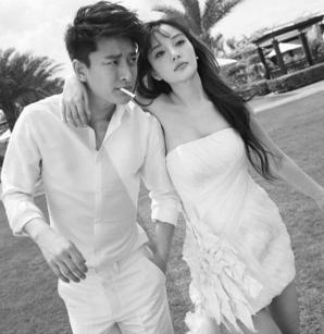 李小璐搂着老公