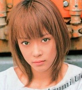 柯南 主题曲女歌手转行拍AV