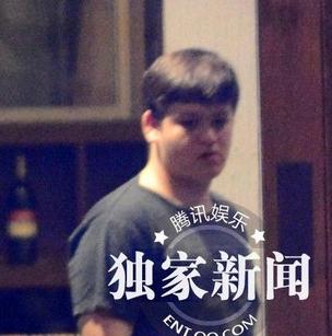 <em>宁静</em>深夜会友,混血<em>儿子</em>首曝光,娱乐频道,3G门