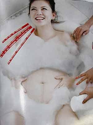  赵薇生女 引发时尚孕味照pk