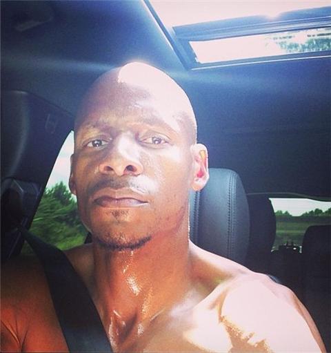 雷阿伦半裸 锻炼8块腹肌 惊人图(二)_网易体育