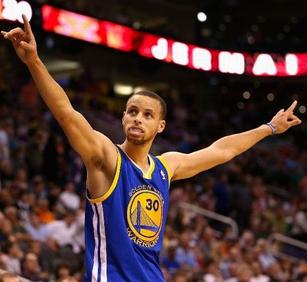 库里单节22分,单季3分升史第3