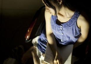 毕业说分手:<em>女大学生爱情故事</em>